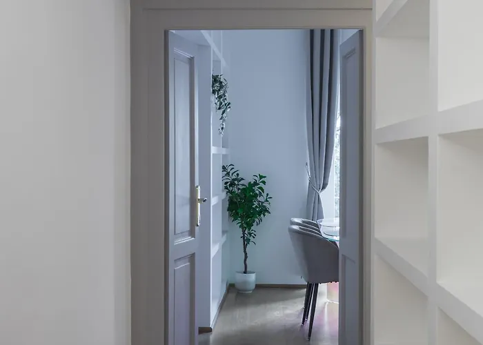 Vittoria Urban Chic - Elegant In The Heart Of * Roma